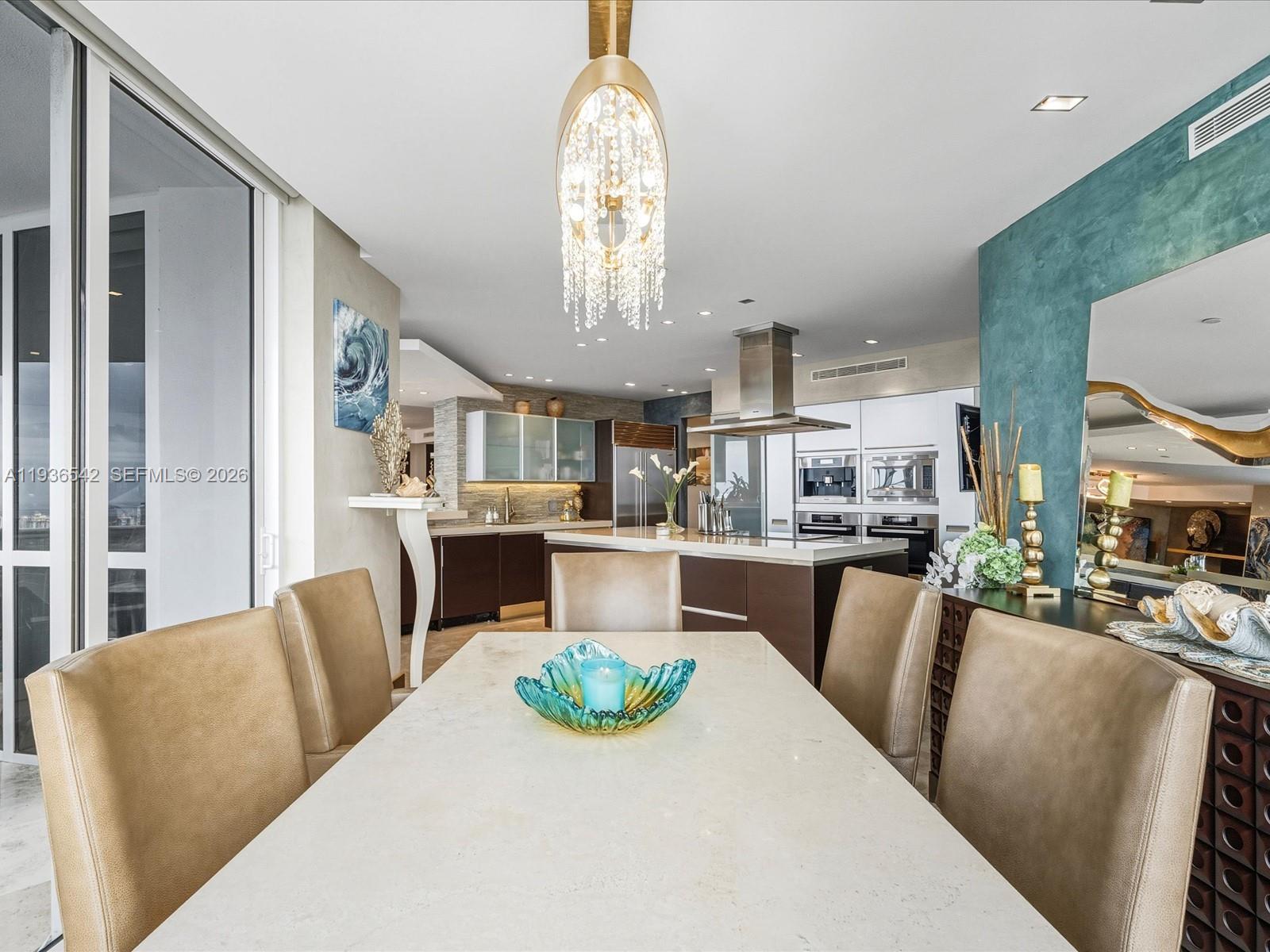 TRUMP ROYALE CONDO - Residential