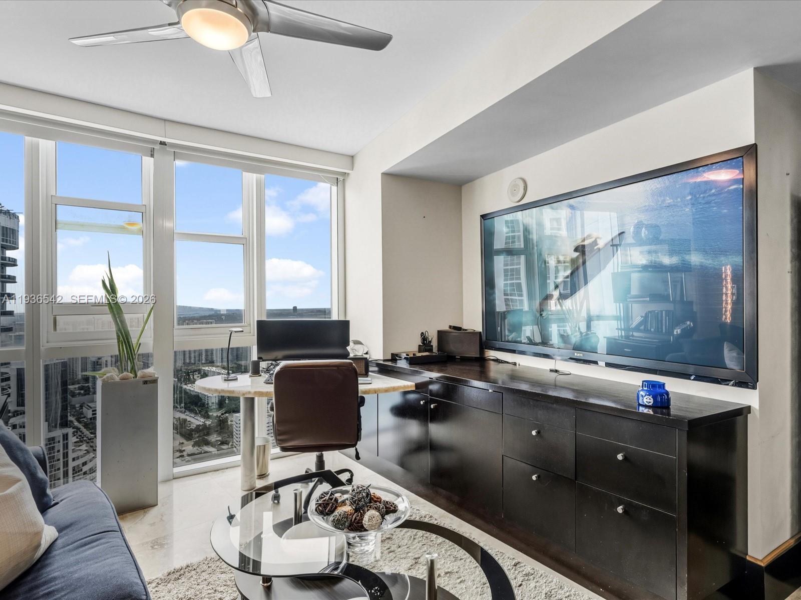 TRUMP ROYALE CONDO - Residential