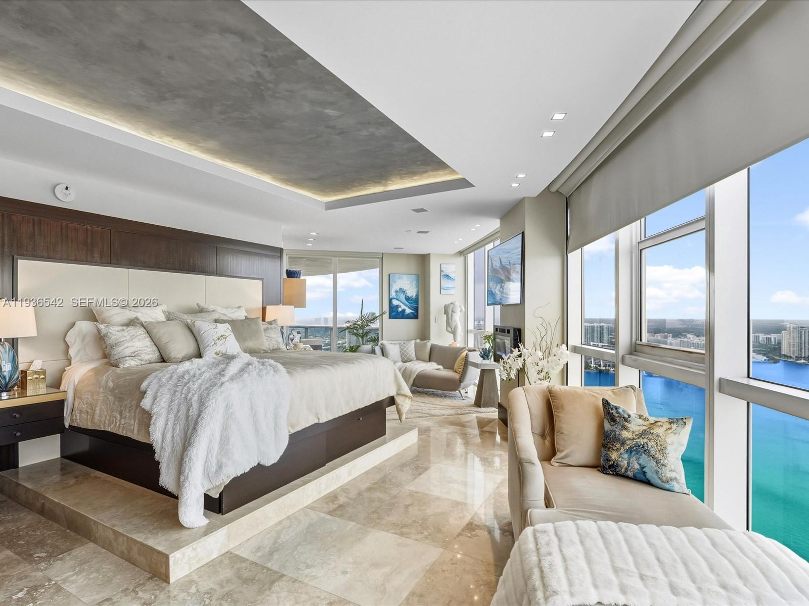TRUMP ROYALE CONDO - Residential