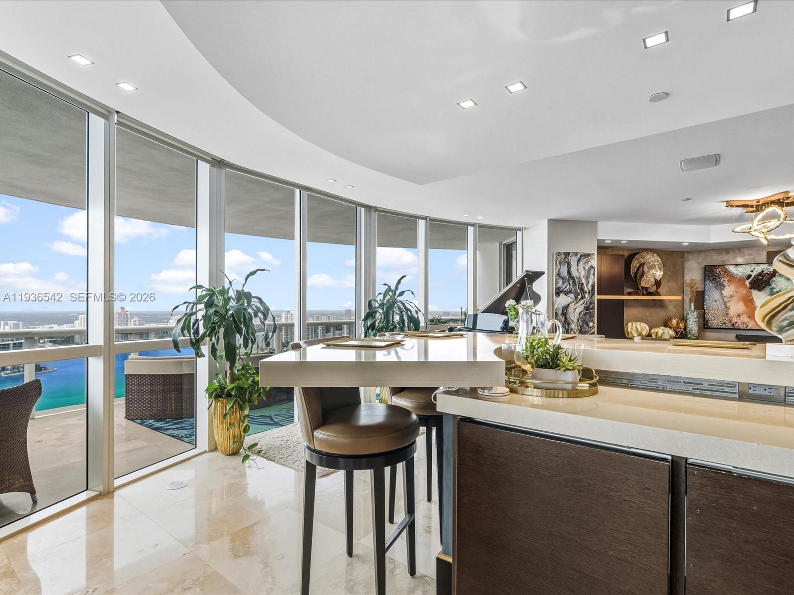 TRUMP ROYALE CONDO - Residential