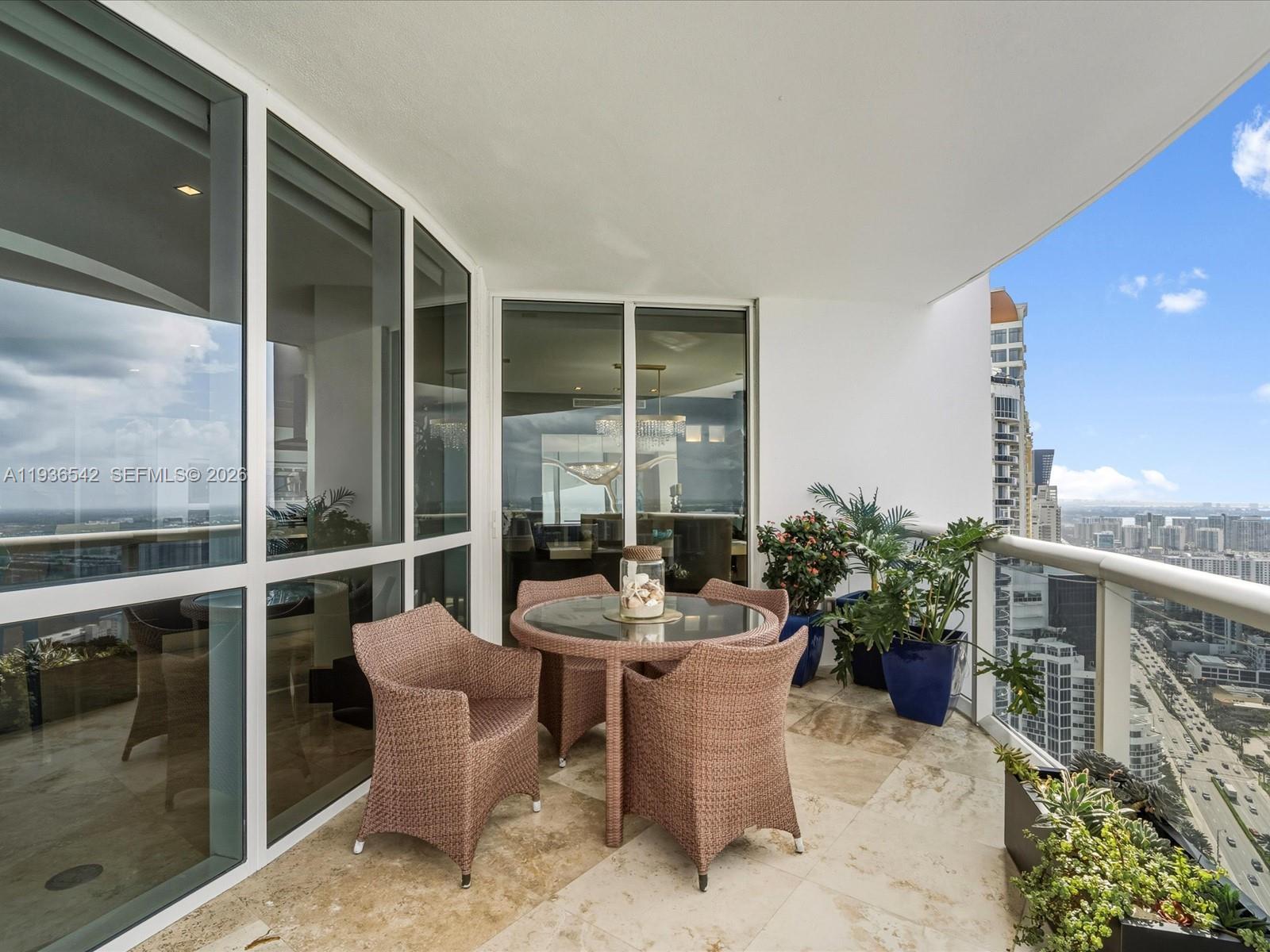 TRUMP ROYALE CONDO - Residential
