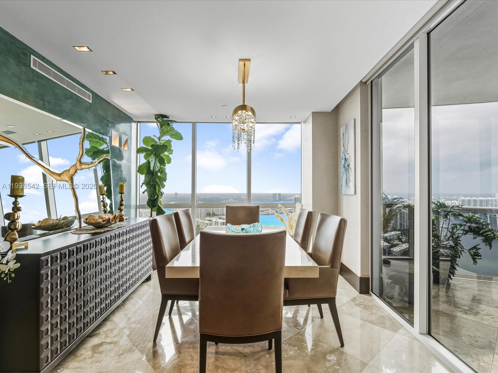 TRUMP ROYALE CONDO - Residential