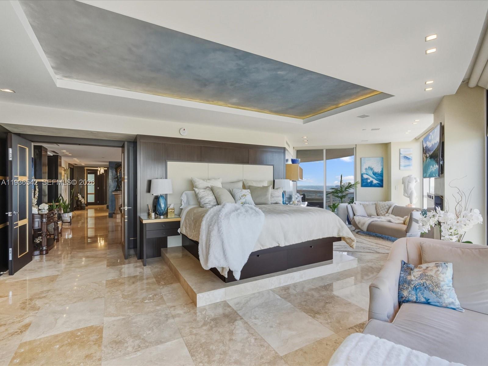 TRUMP ROYALE CONDO - Residential