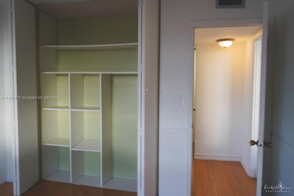 COMMODORE PLAZA CONDO - Residential