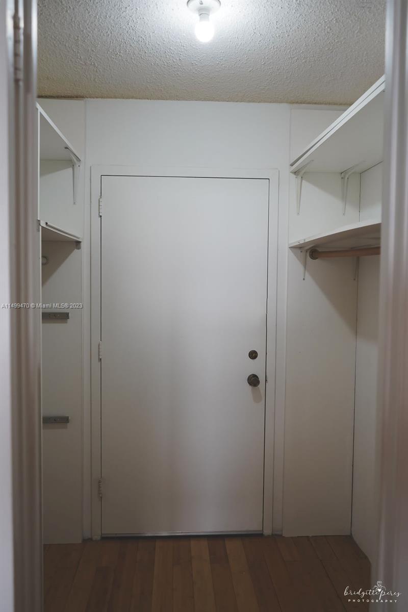 COMMODORE PLAZA CONDO - Residential