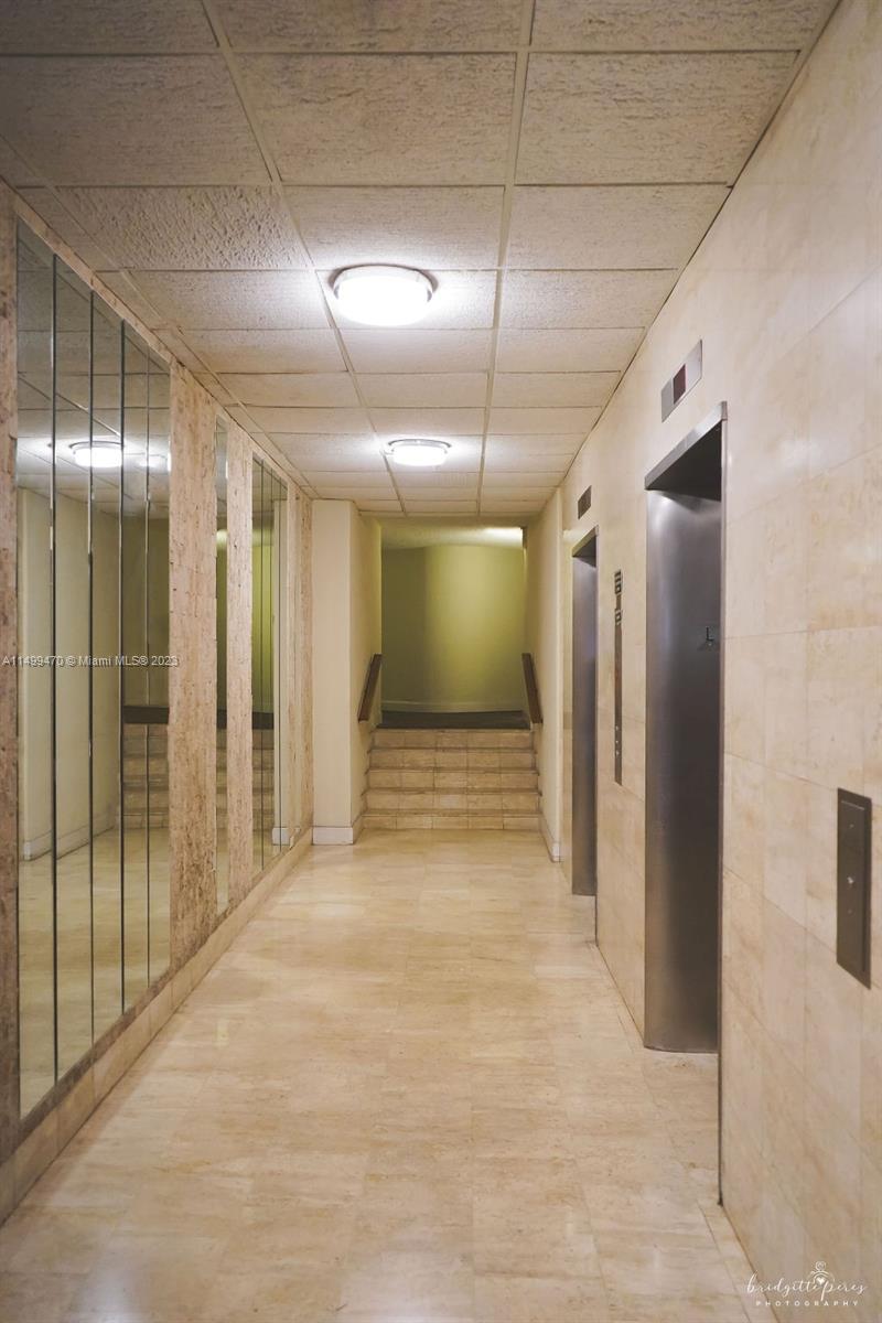 COMMODORE PLAZA CONDO - Residential