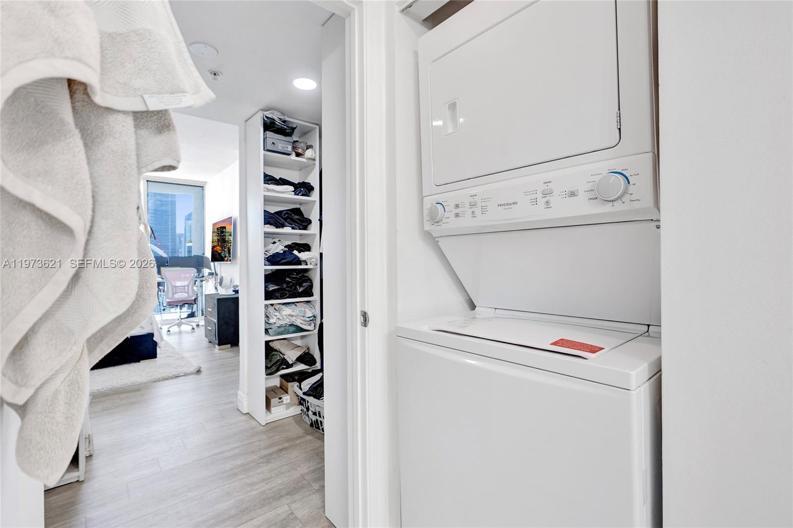 OPERA TOWER CONDO - Residential