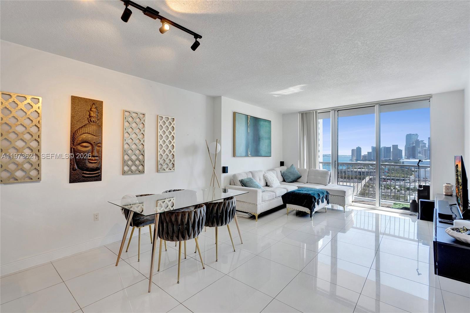 OPERA TOWER CONDO - Residential