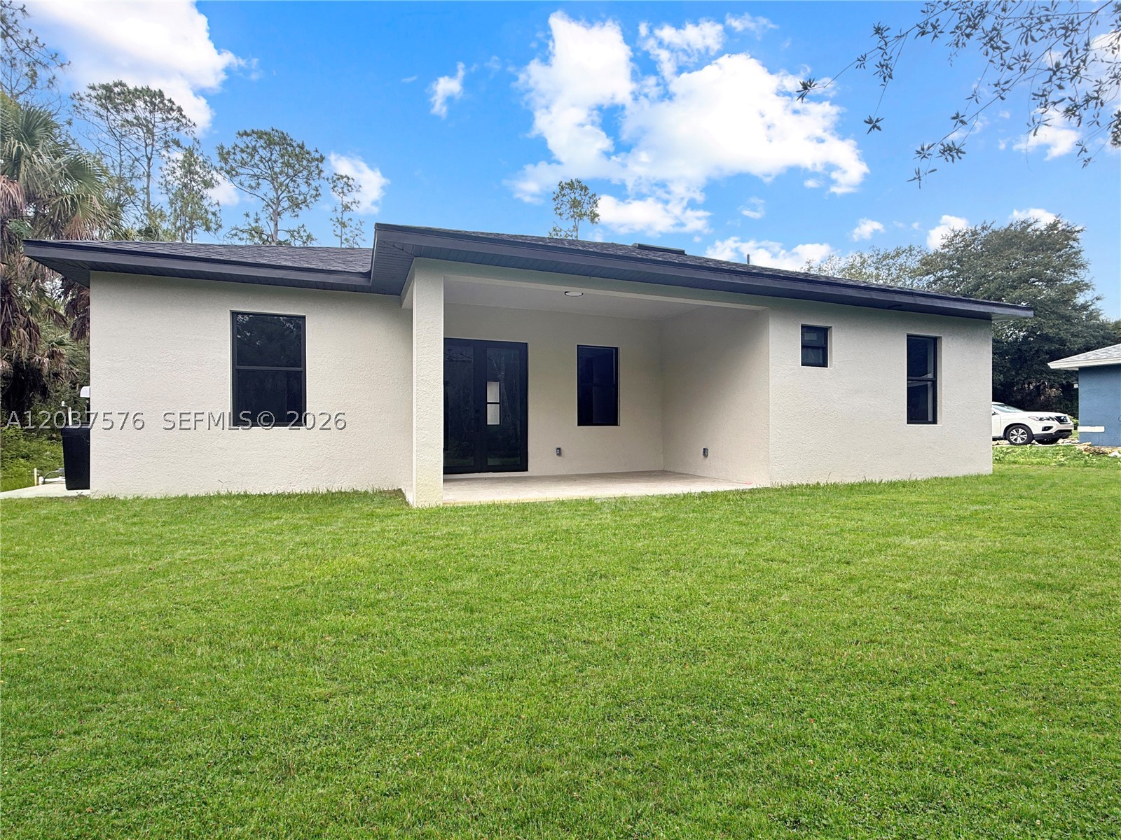 GOLDEN GATE ESTATES - Residential