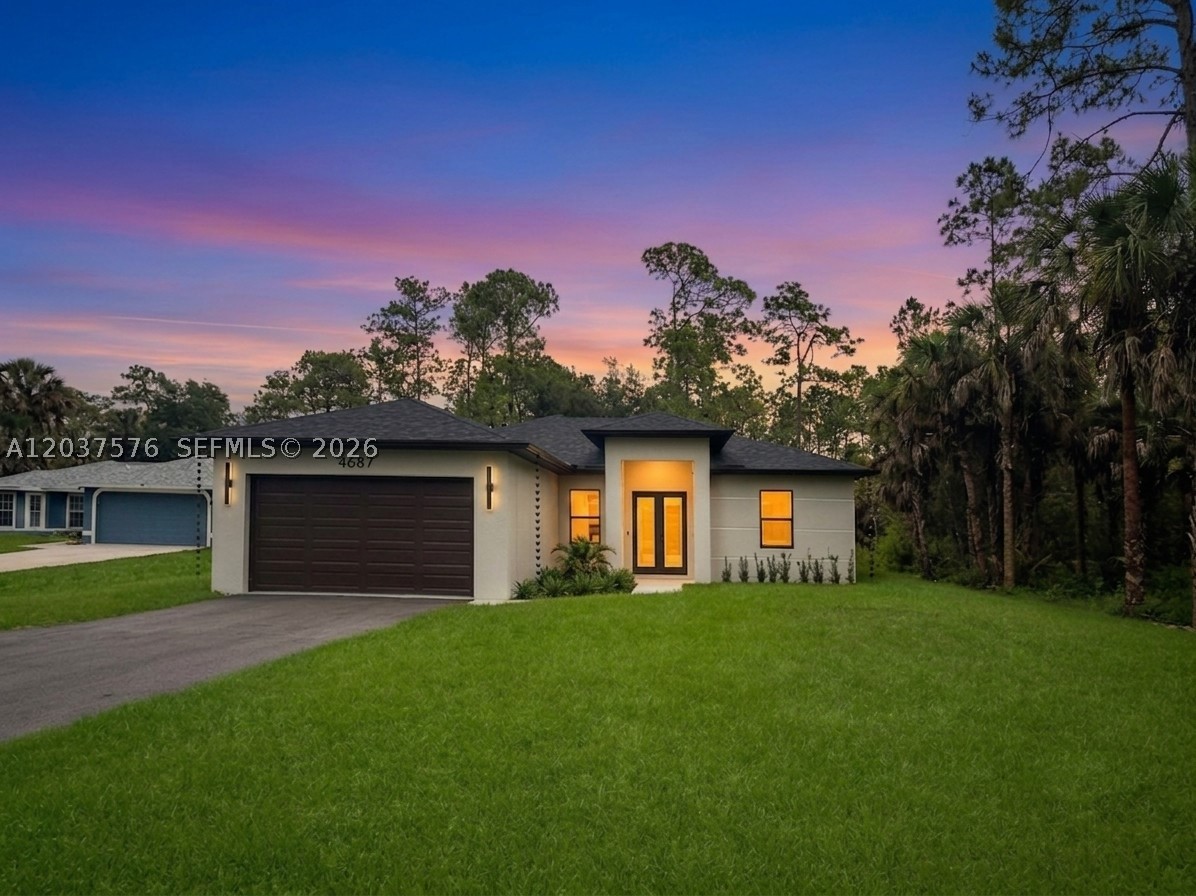 GOLDEN GATE ESTATES - Residential