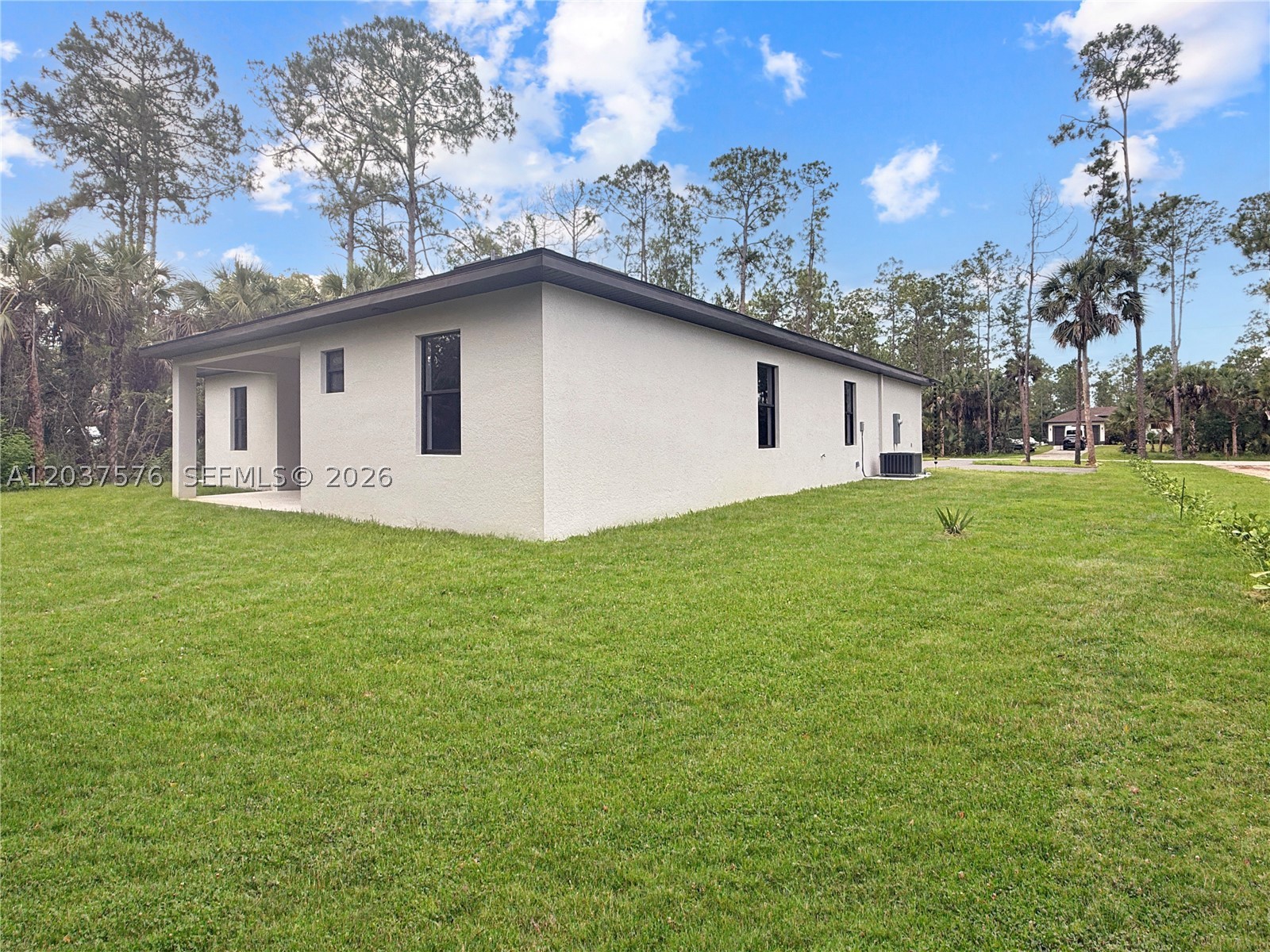 GOLDEN GATE ESTATES - Residential