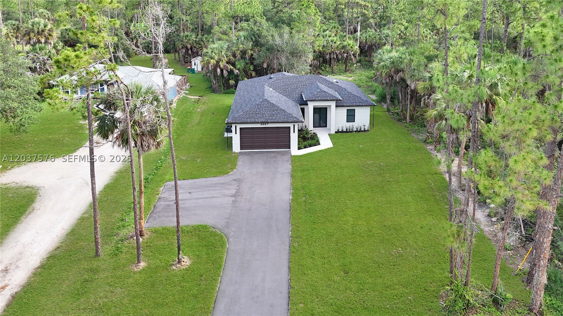 GOLDEN GATE ESTATES - Residential