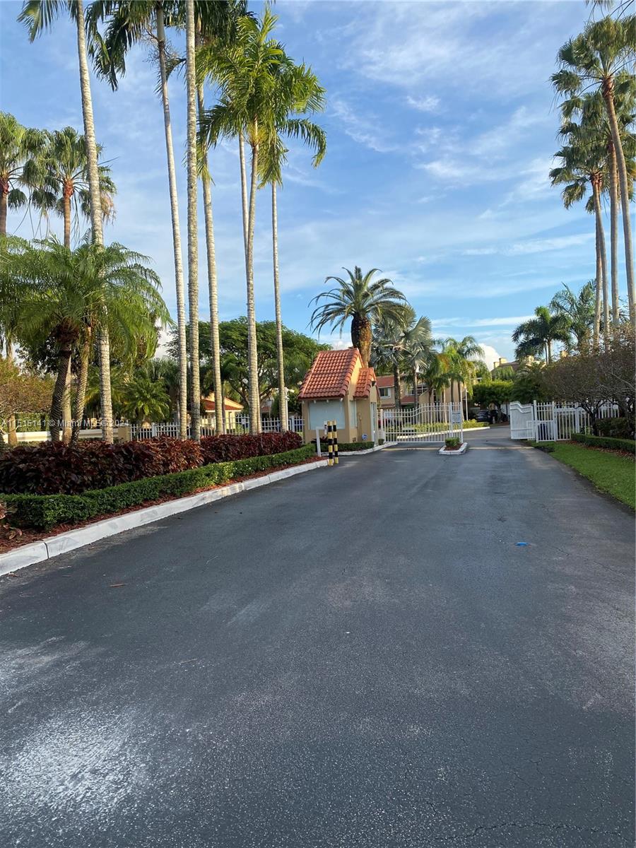 DORAL COVE - Residential Lease