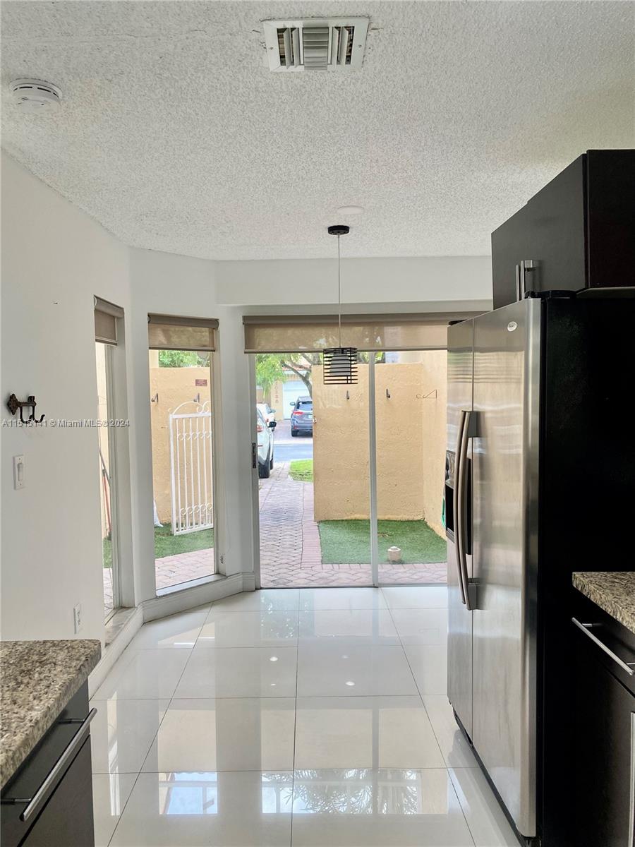 DORAL COVE - Residential Lease