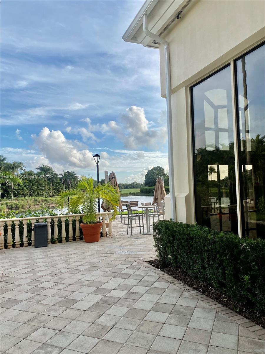 DORAL COVE - Residential Lease