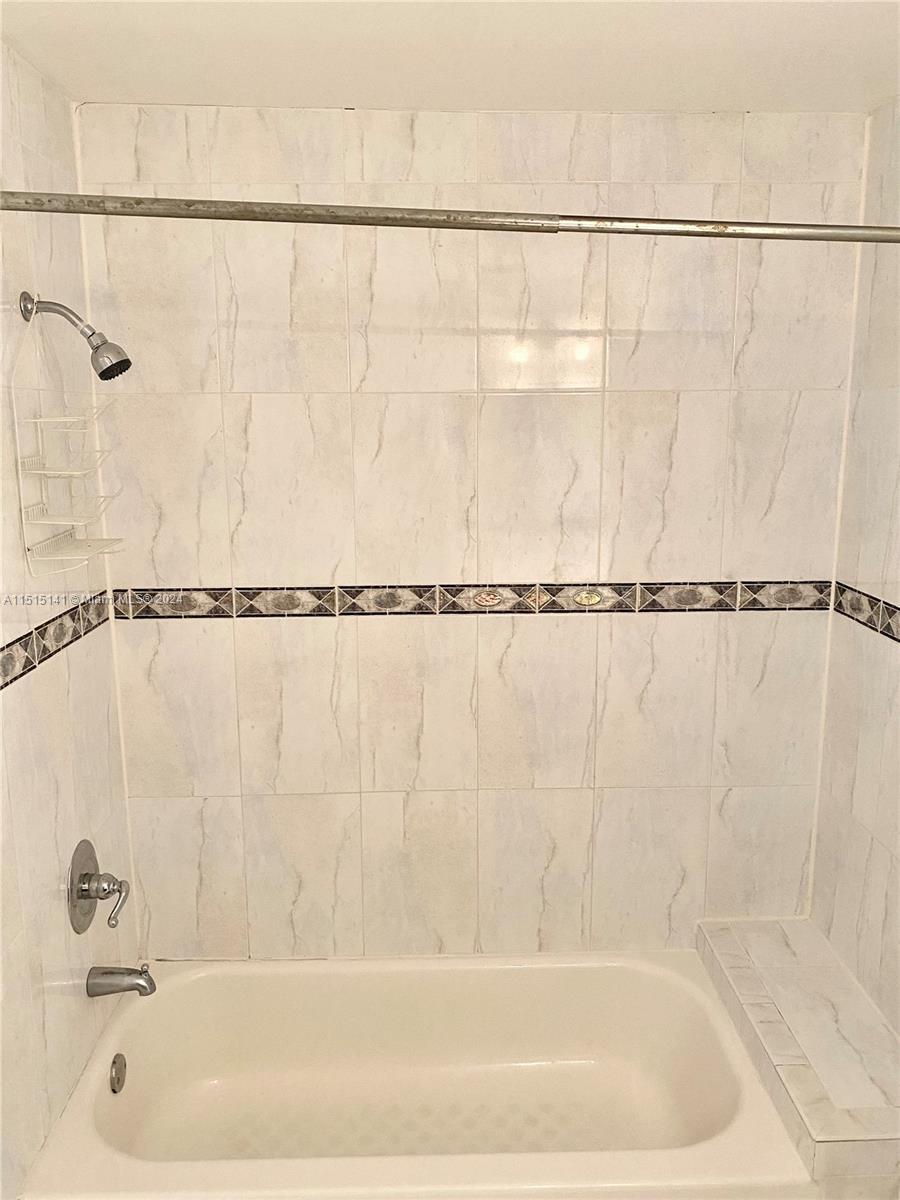 DORAL COVE - Residential Lease