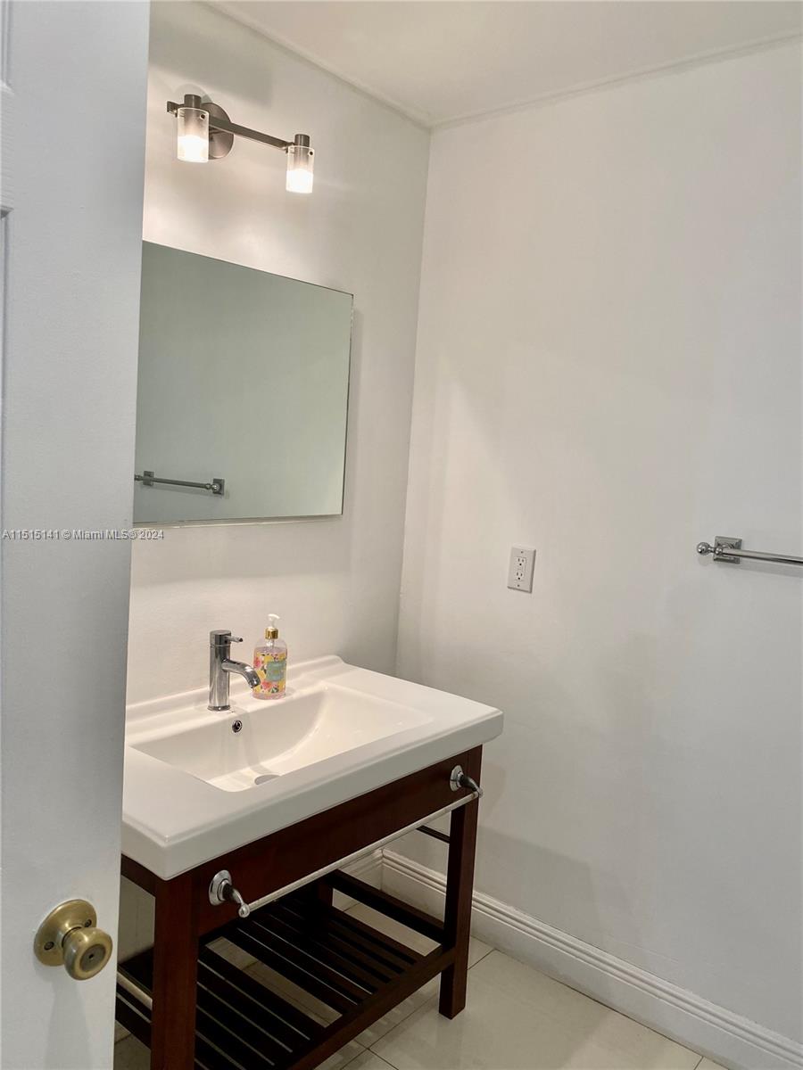 DORAL COVE - Residential Lease