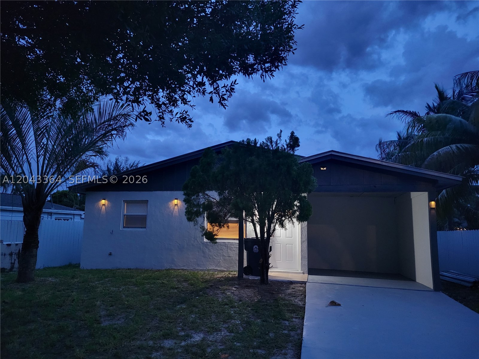 SOUTHERN BLVD PINES - Residential