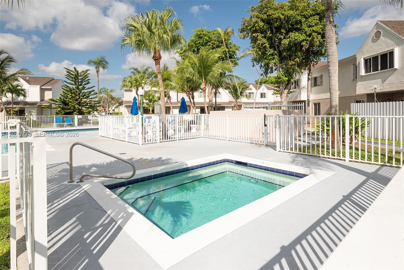 ANTIGUA AT CNTRY CLUBOF M - Residential Lease