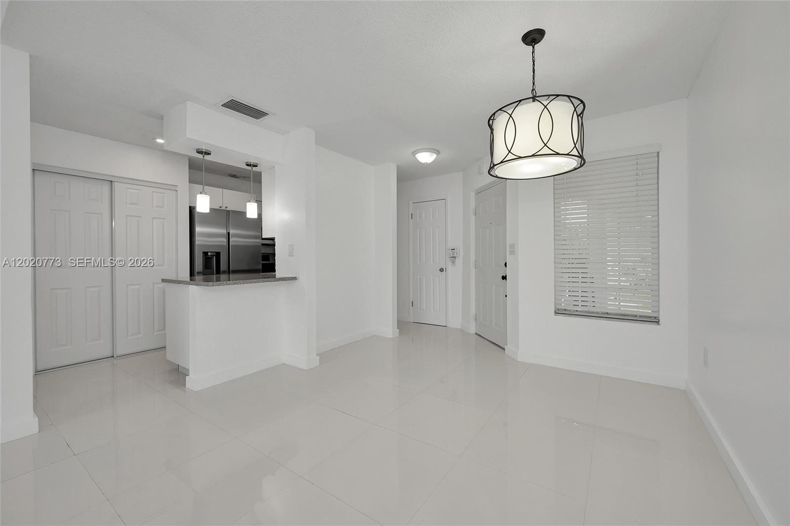 ANTIGUA AT CNTRY CLUBOF M - Residential Lease