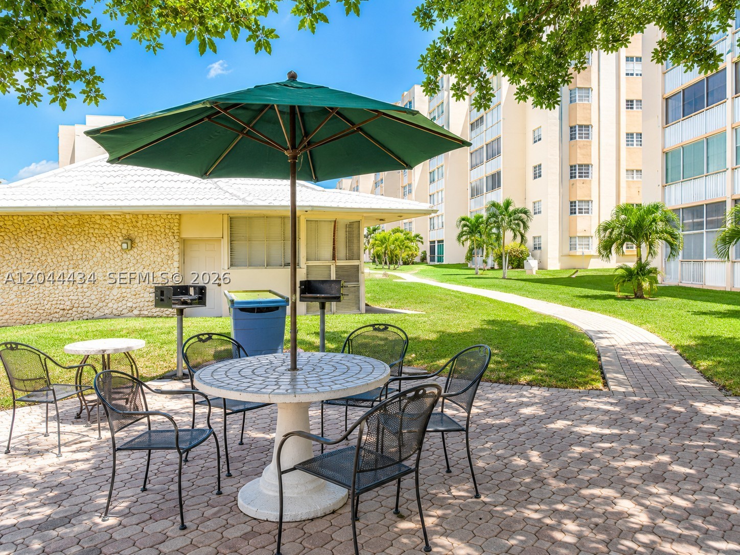 MEADOWBROOK TOWERS CONDO - Residential