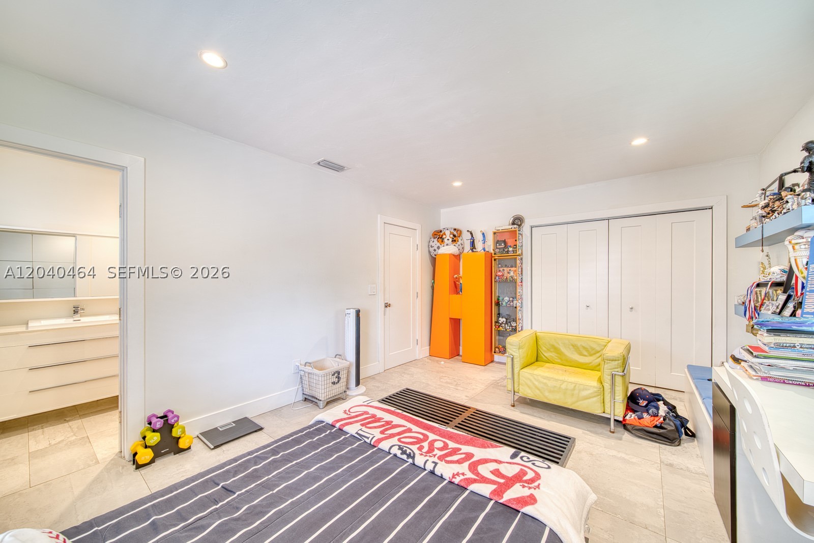 KENDALE SOUTH SEC 1 - Residential
