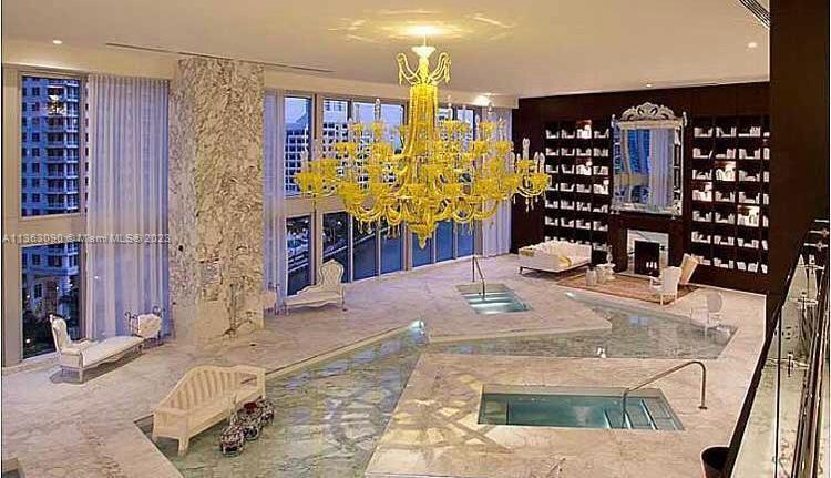 ICONBRICKELL CONDO NO 1 - Residential Lease