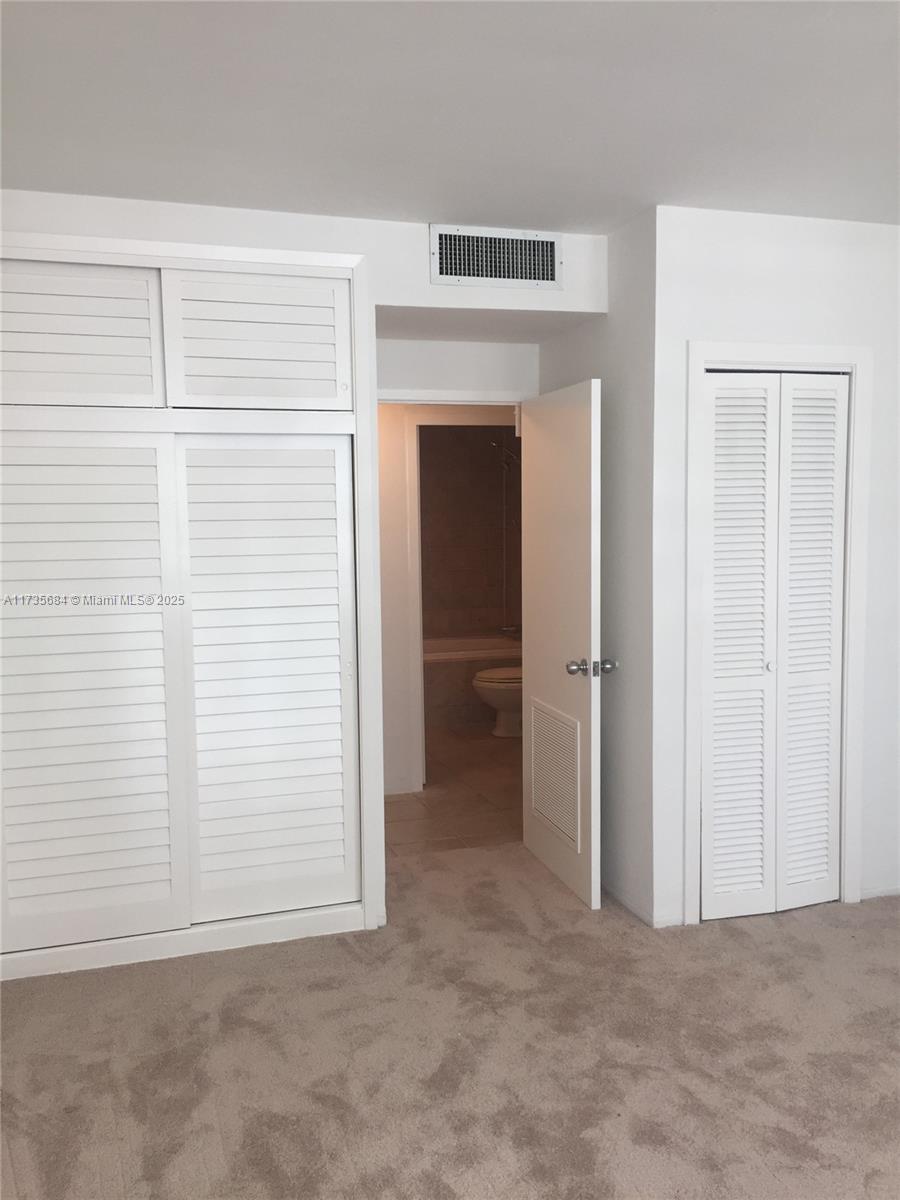 BRICKELL BAY TOWER CONDO - Residential