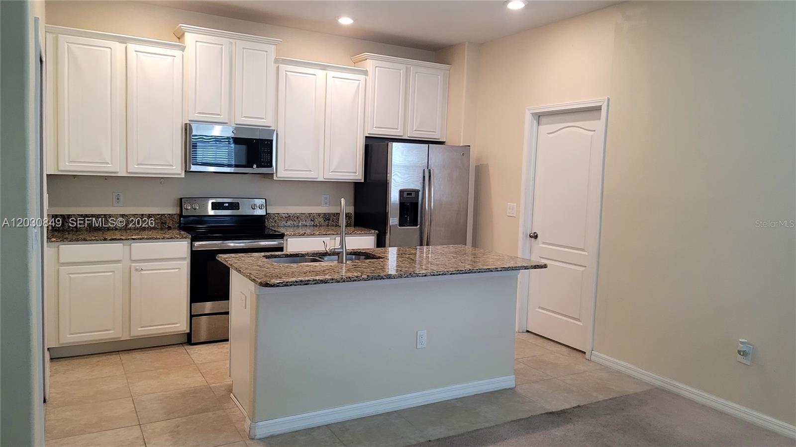 WINDERMERE SOUND PH2 - Residential