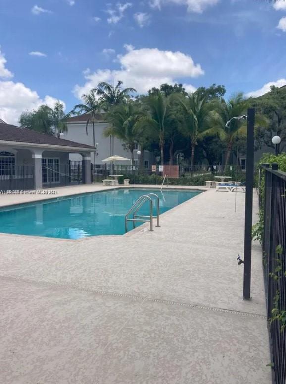 VISTA TRACE 7 CONDO - Residential Lease