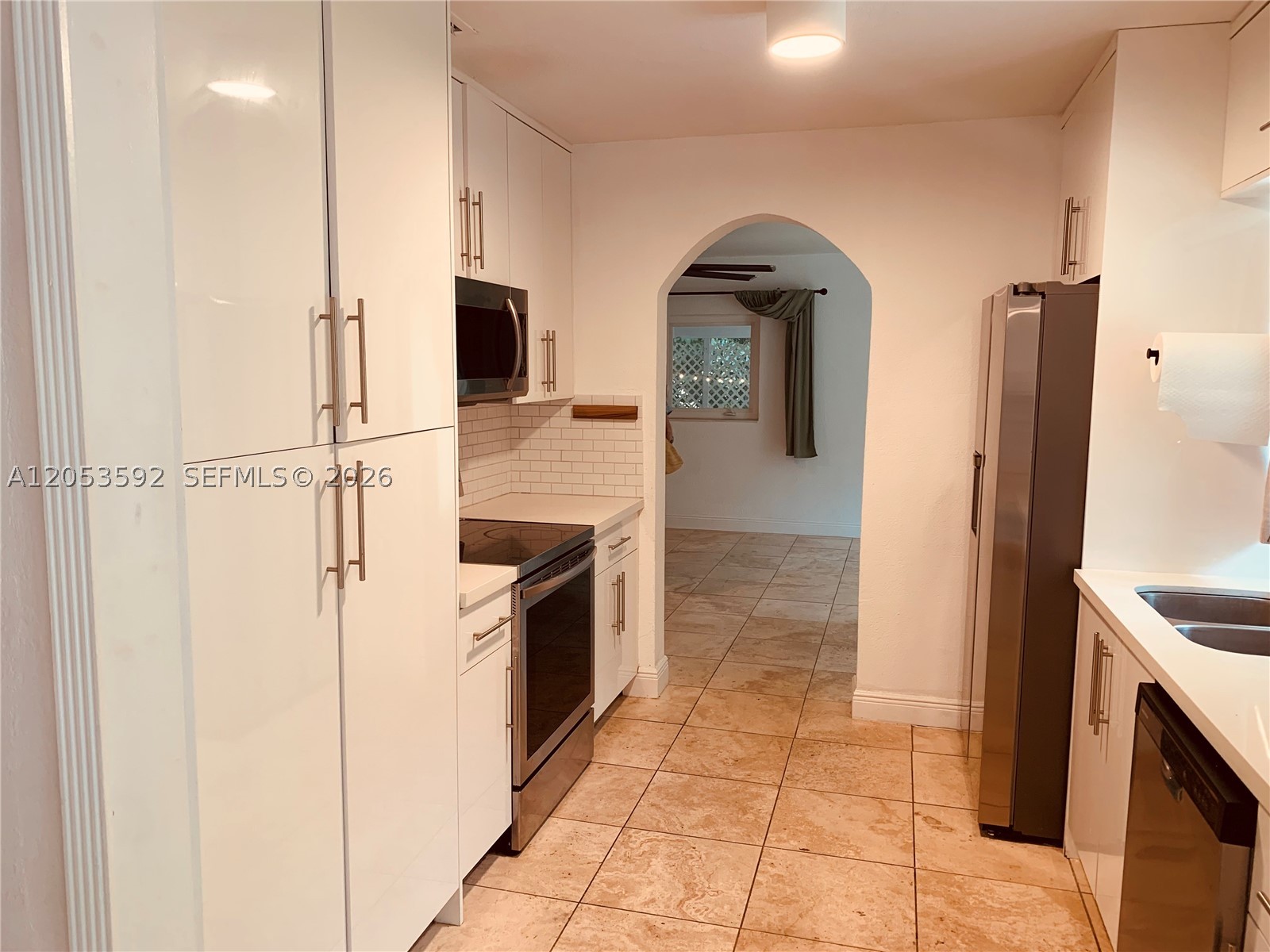 AMD & CORR PLAT OF SUNRIS - Residential Lease
