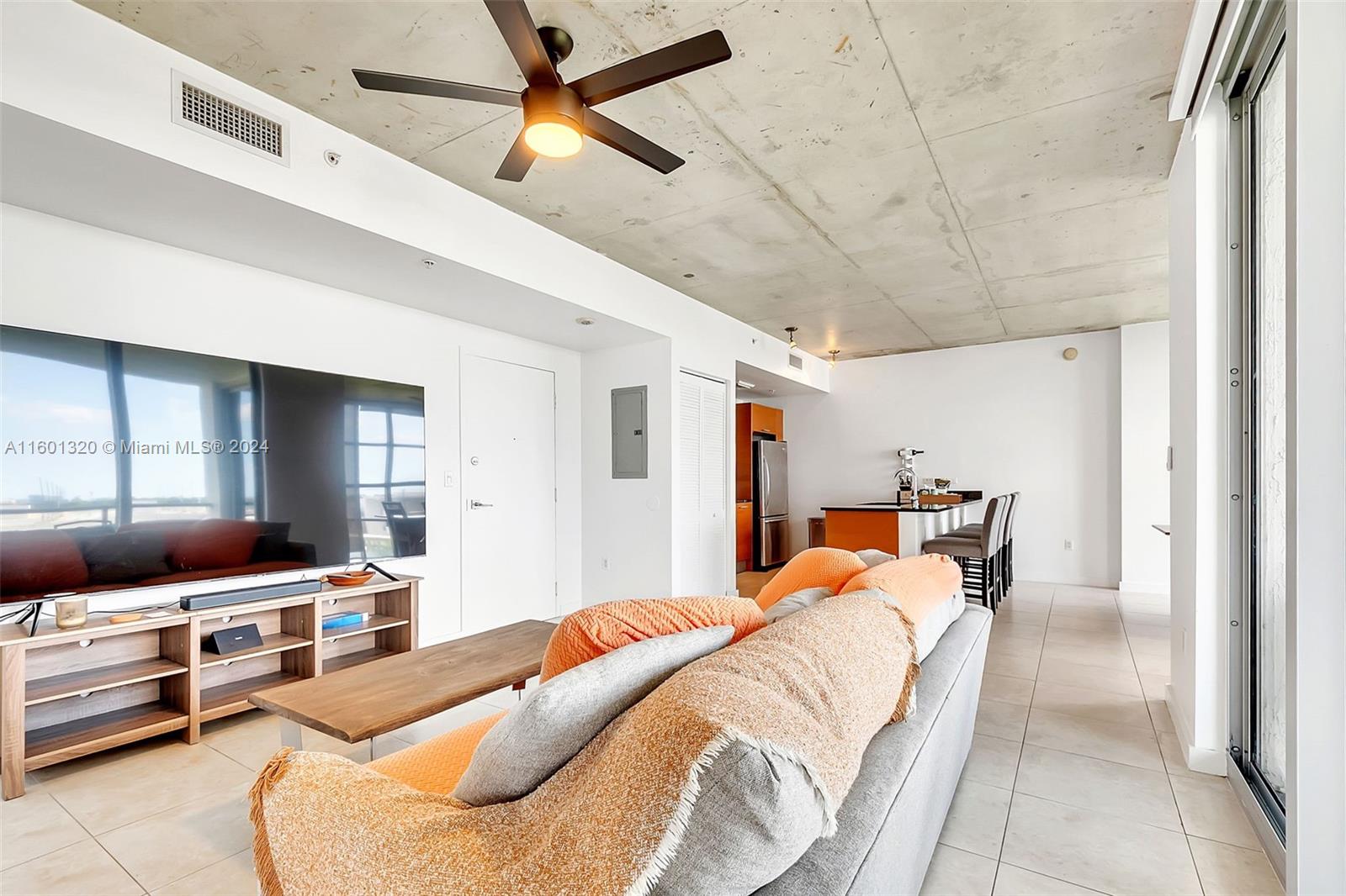 Experience Midtown Miami's vibrant lifestyle in this stunning, fully furnished condo! This industrial apt. offers comfort, style, and convenience in the city's most dynamic neighborhood. Enjoy a bright, airy living space with contemporary decor, a gourmet kitchen with stainless steel appliances, cozy bedroom, and 1.5 bathrooms. Unwind on your private balcony with sunset exposure. Residents have access to a fitness center, pool, lounge areas, and 24/7 security.
In Midtown, you're surrounded by trendy shops, eclectic dining, and vibrant nightlife. Just minutes from the Design District, Wynwood, and Downtown, you'll have endless entertainment and cultural experiences at your doorstep. With easy access to major highways, beach, and Miami Airport, commuting is a breeze. Unfurnished optional!