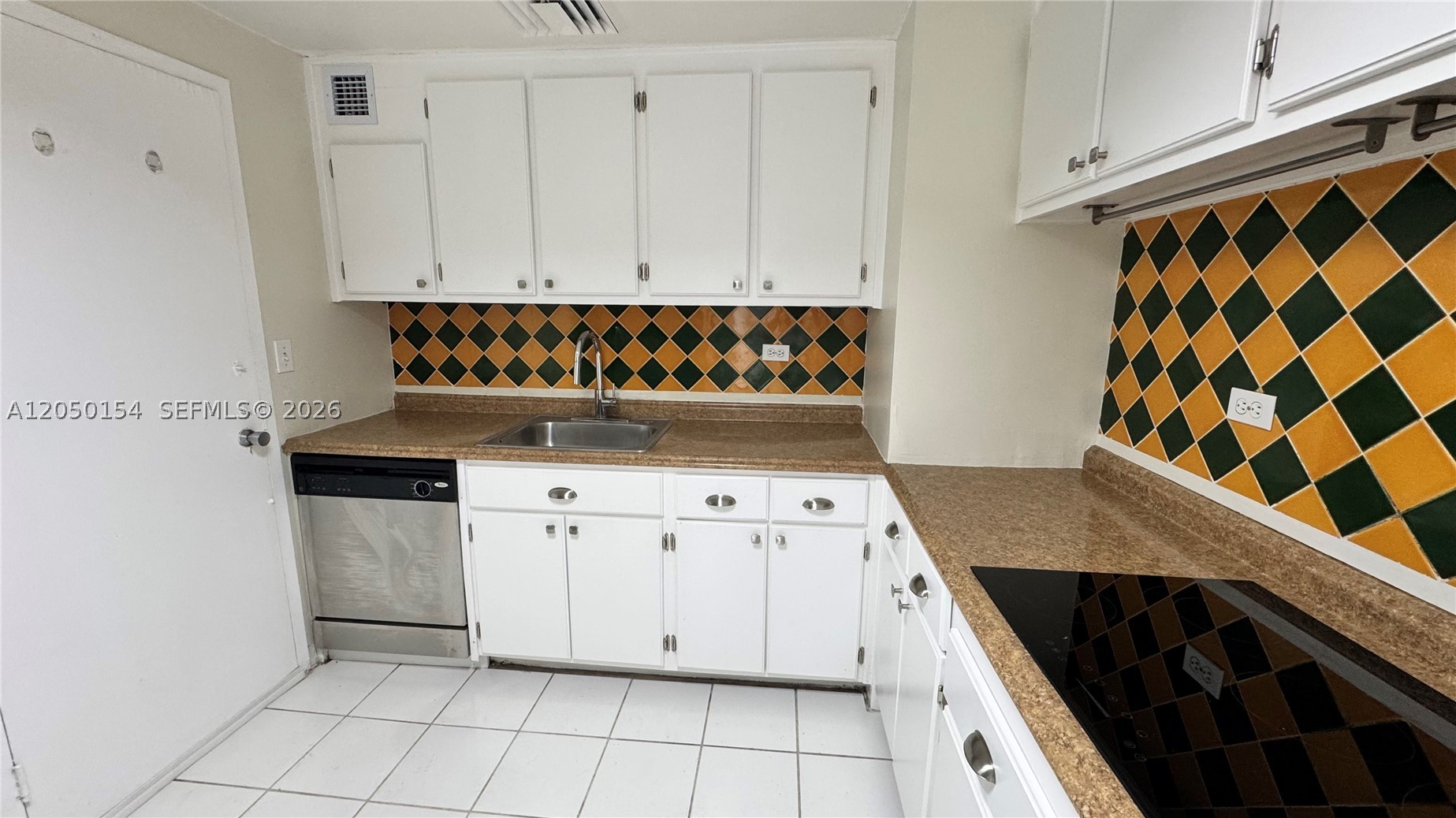 BRICKELL TOWNHOUSE CONDO - Residential Lease