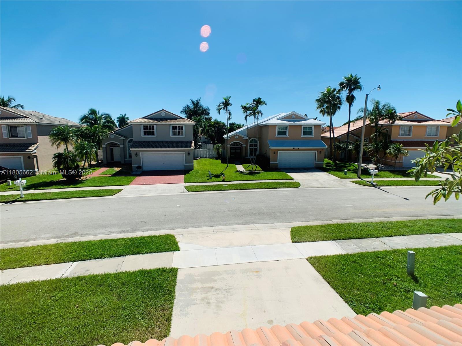 CHAPEL TRAIL II - Residential Lease