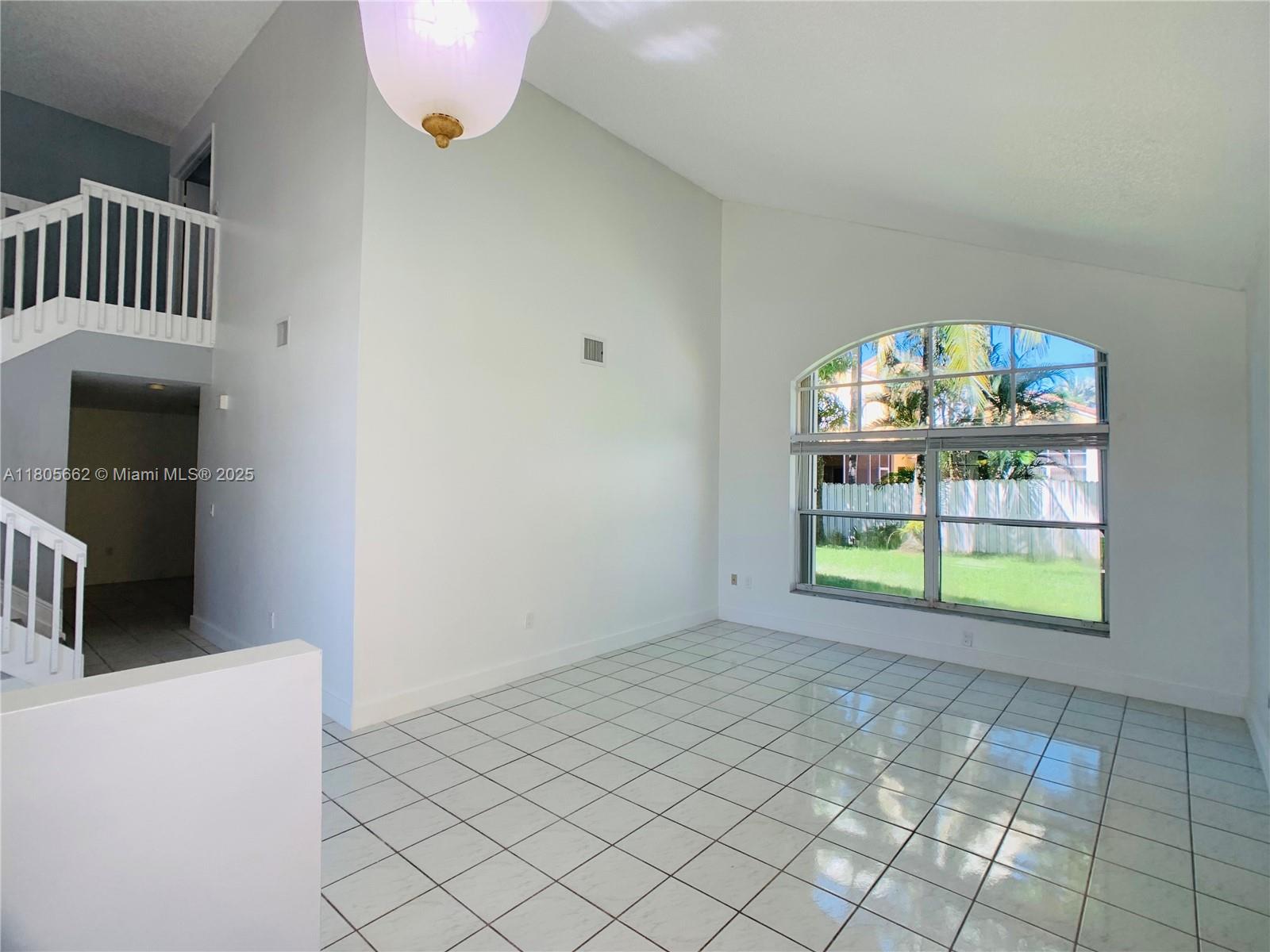 CHAPEL TRAIL II - Residential Lease