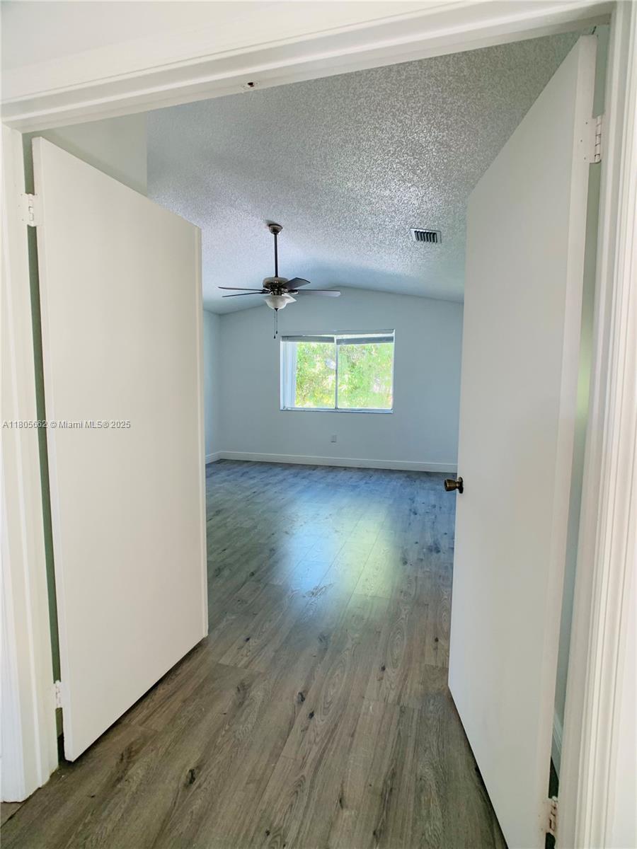 CHAPEL TRAIL II - Residential Lease