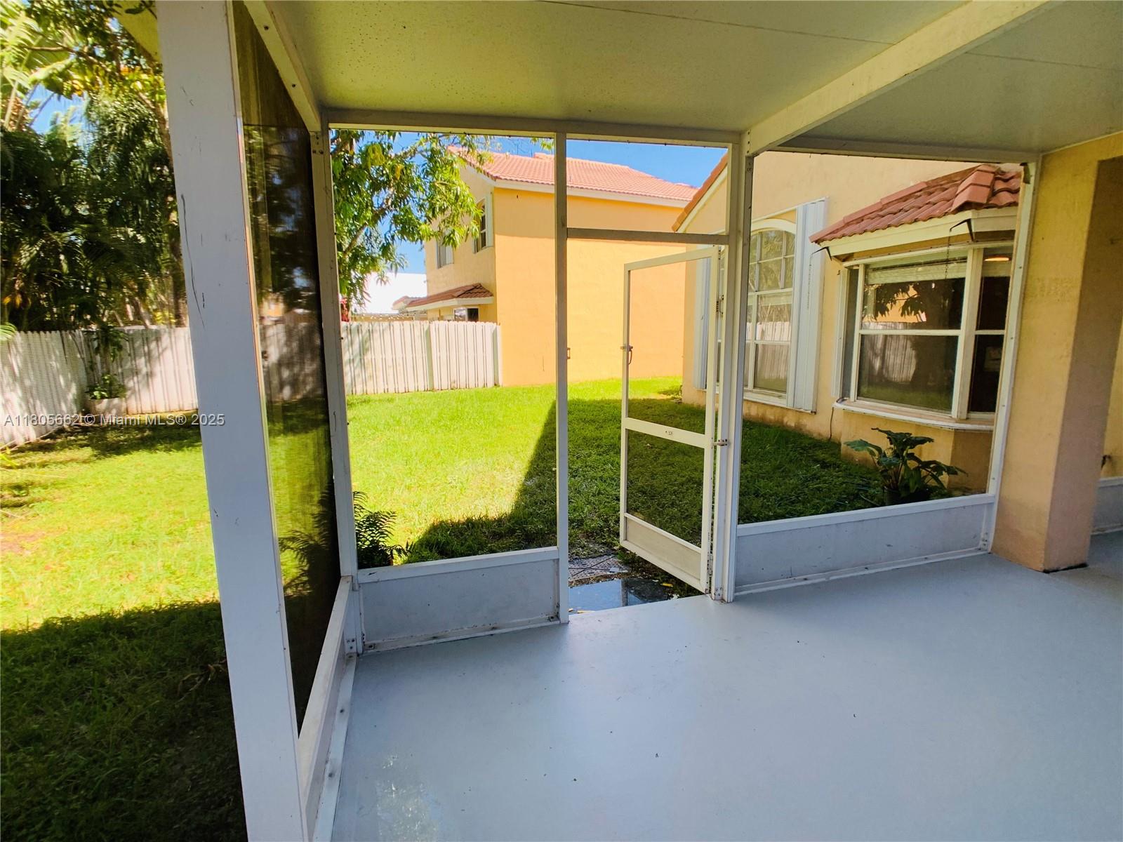 CHAPEL TRAIL II - Residential Lease