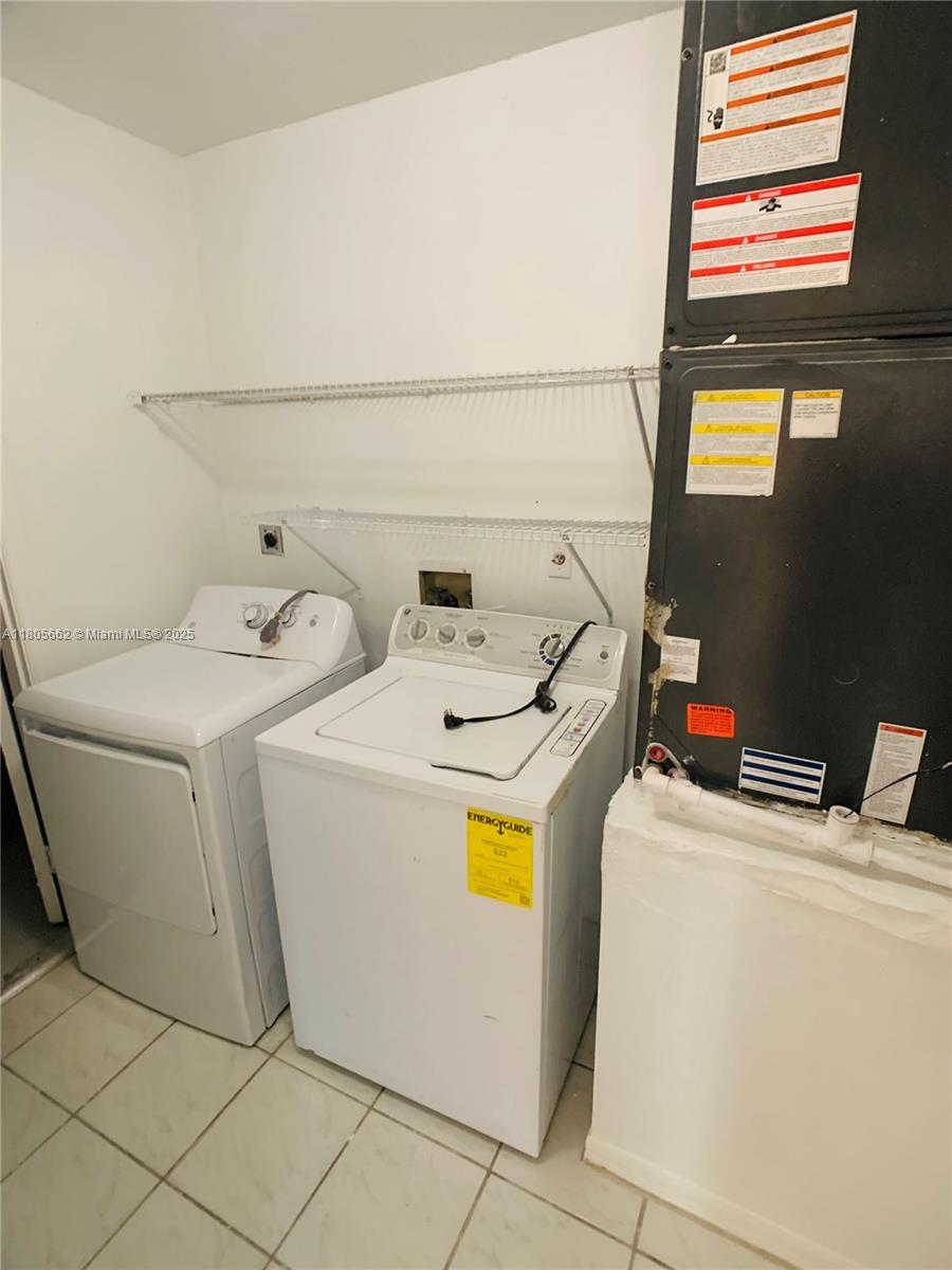 CHAPEL TRAIL II - Residential Lease