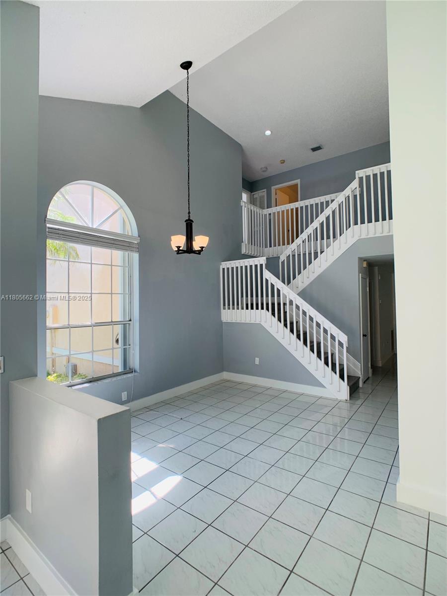 CHAPEL TRAIL II - Residential Lease