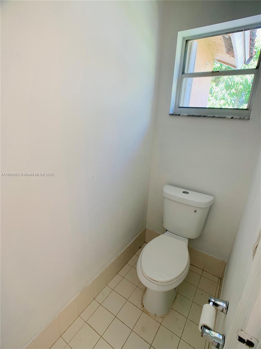 CHAPEL TRAIL II - Residential Lease