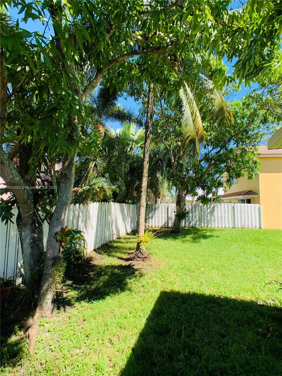 CHAPEL TRAIL II - Residential Lease