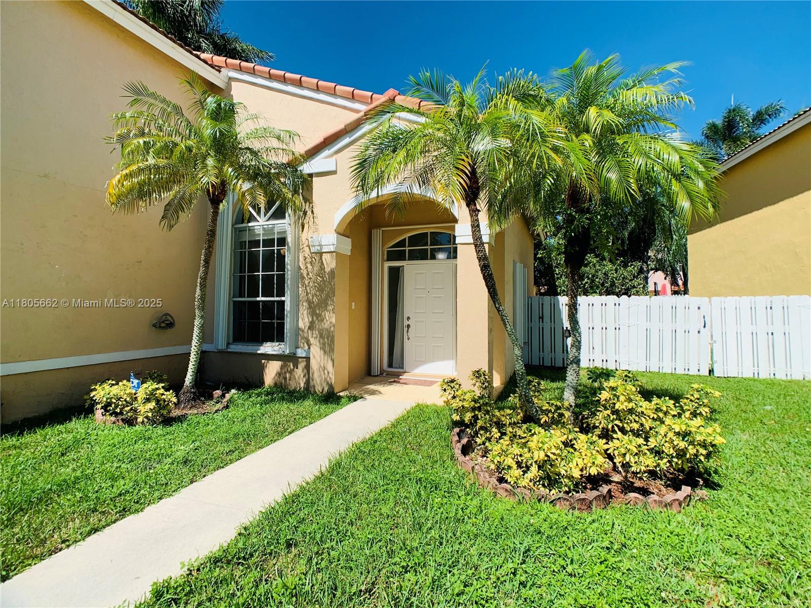 CHAPEL TRAIL II - Residential Lease