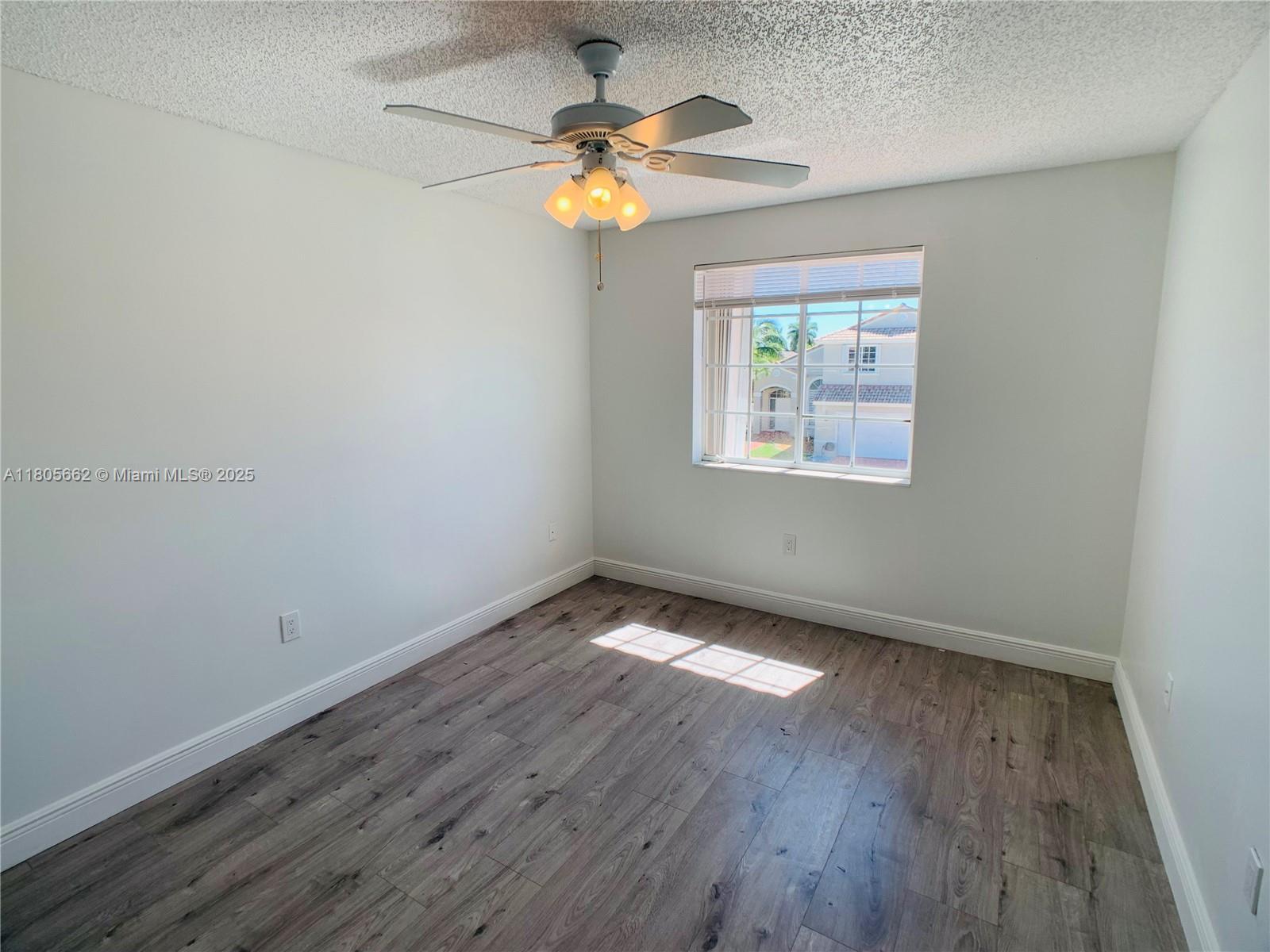 CHAPEL TRAIL II - Residential Lease