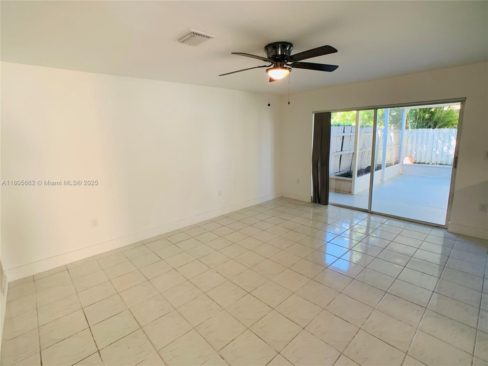 CHAPEL TRAIL II - Residential Lease