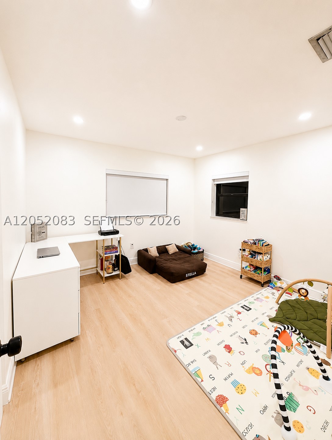 PLAYA LAGO CONDO PH II - Residential