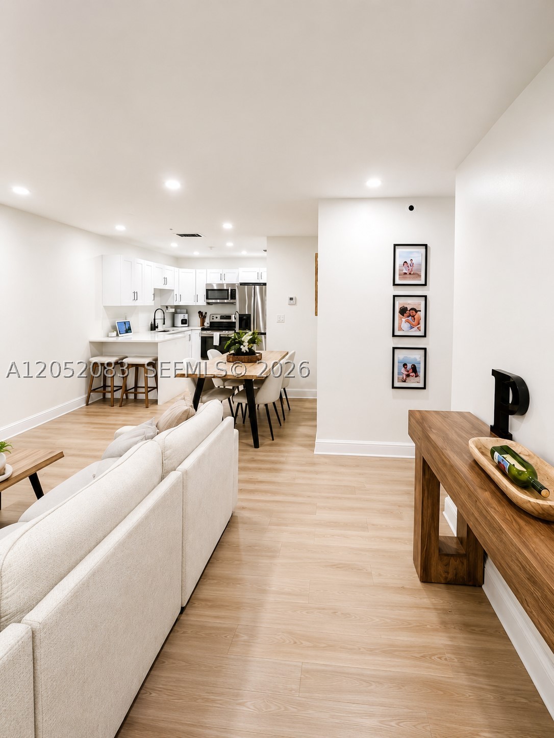 PLAYA LAGO CONDO PH II - Residential