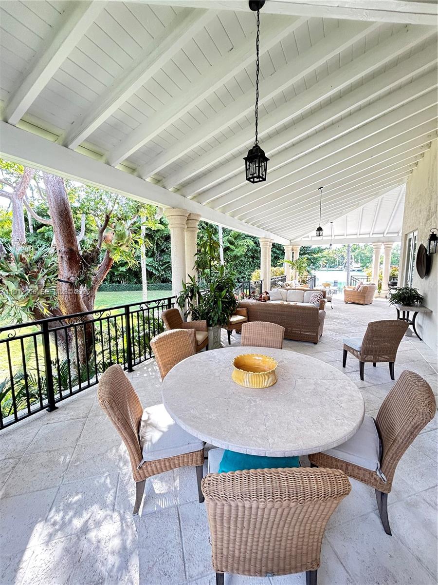 HURRICANE COVE - Residential