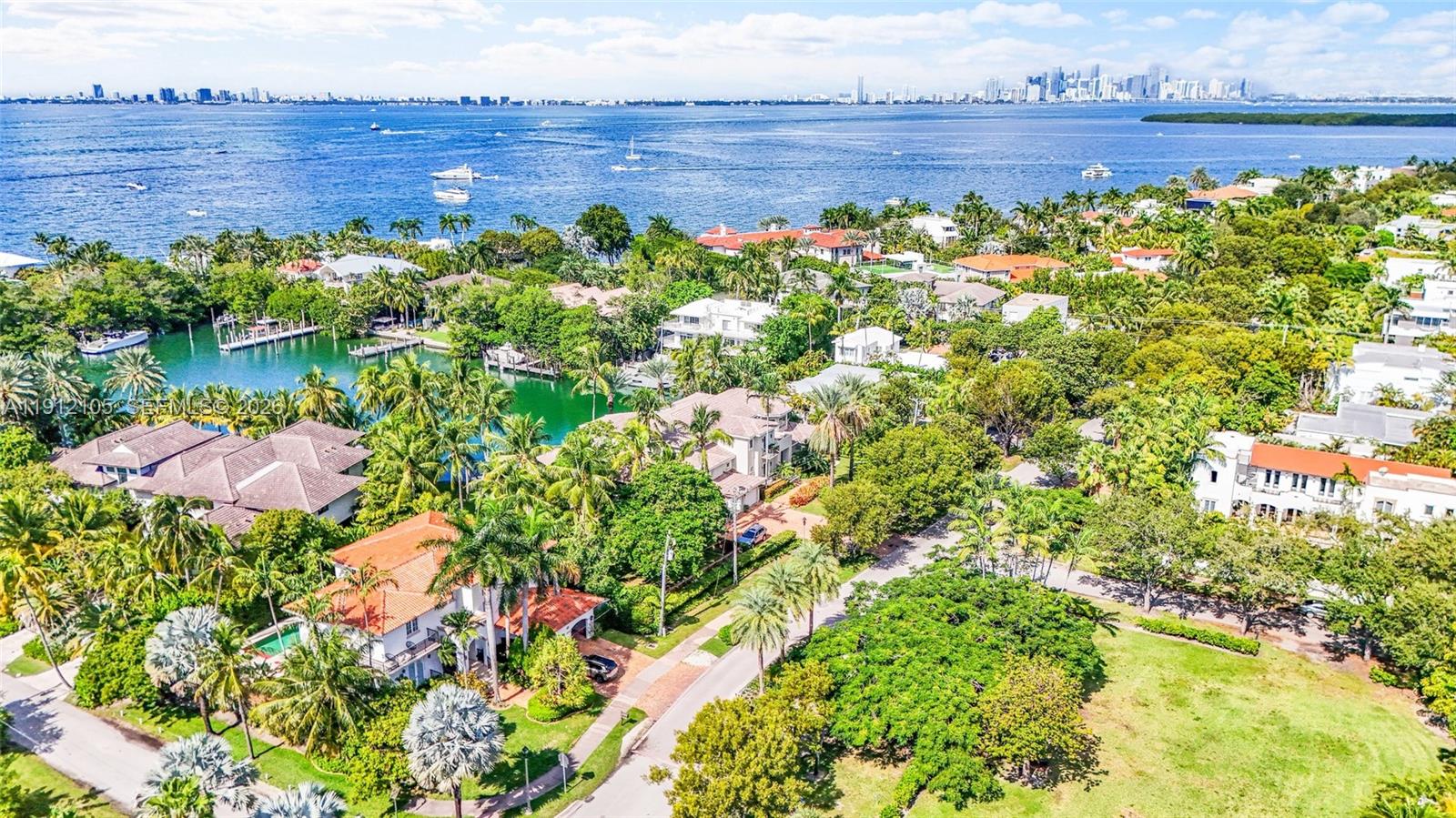 HURRICANE COVE - Residential
