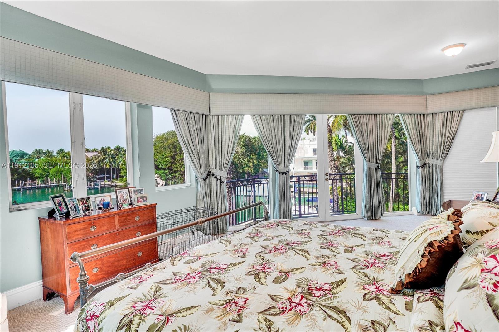 HURRICANE COVE - Residential