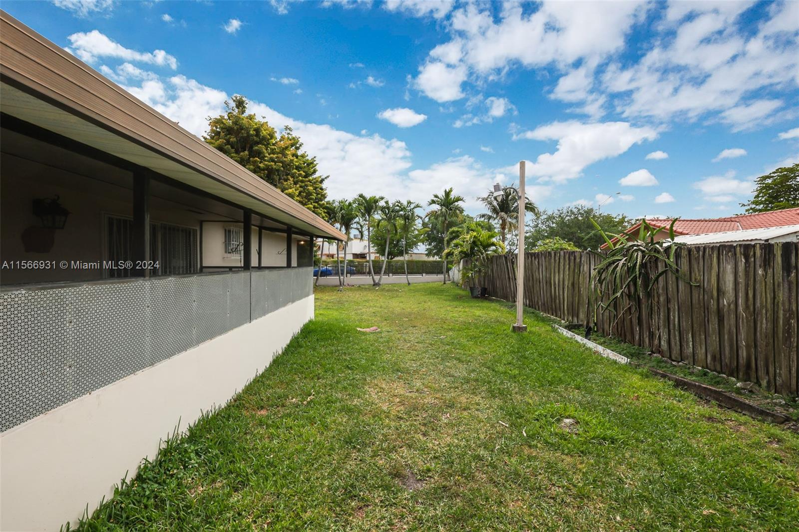 SEVILLA GARDENS SEC 1 - Residential